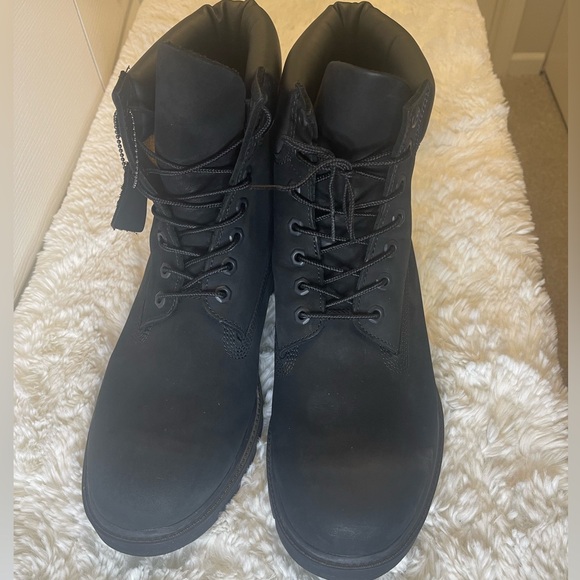Timberland® Classic 6-Inch Waterproof Men’s Boot Size 13 - Picture 4 of 16